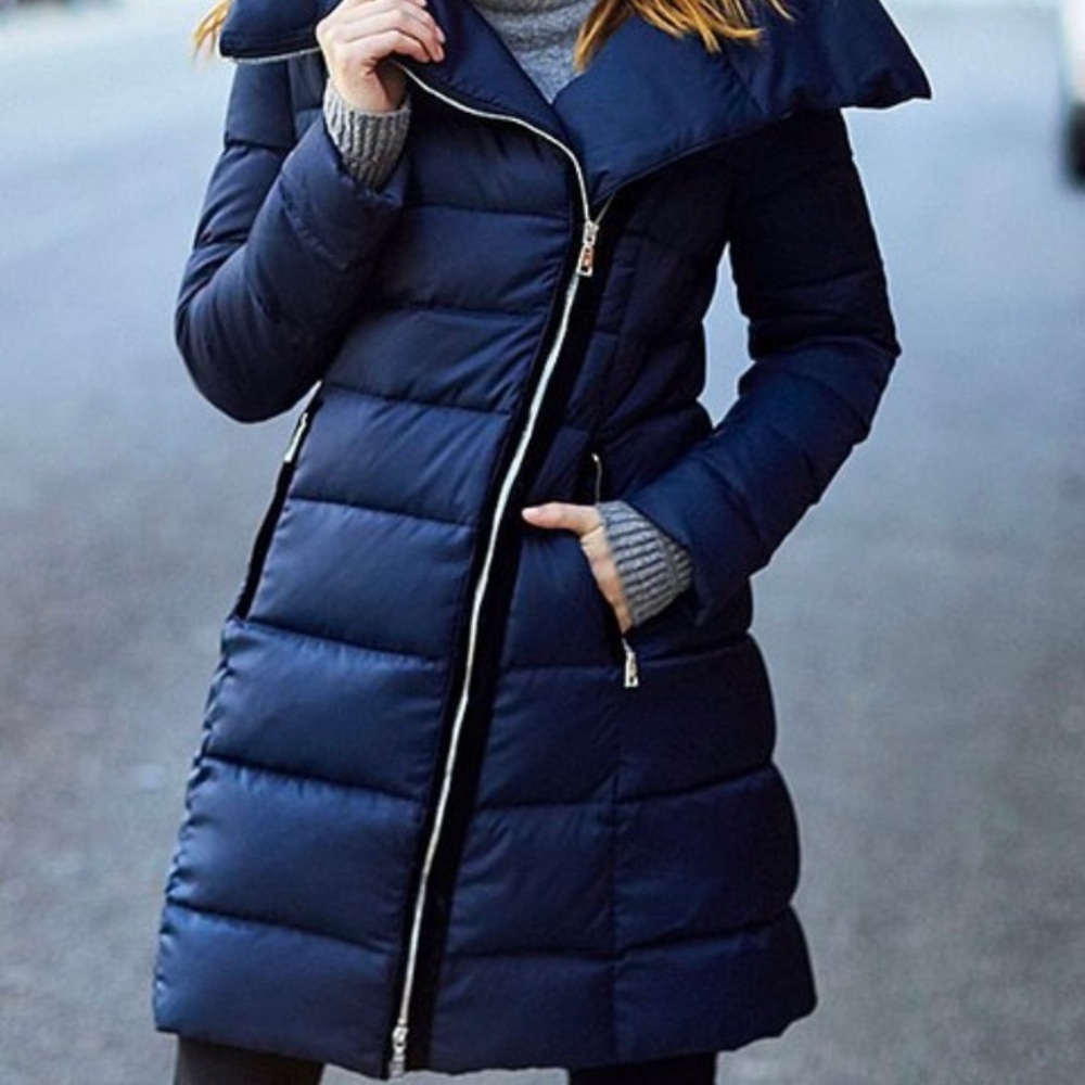 Tahari Navy Blue Down Winter Coat